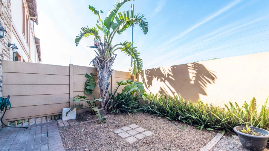 2 Bedroom Property for Sale in Parklands Western Cape